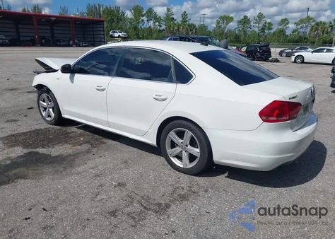 2014 Volkswagen Passat 1.8T Wolfsburg Edition from USA, damaged, VIN 1VWAS7A37EC042622